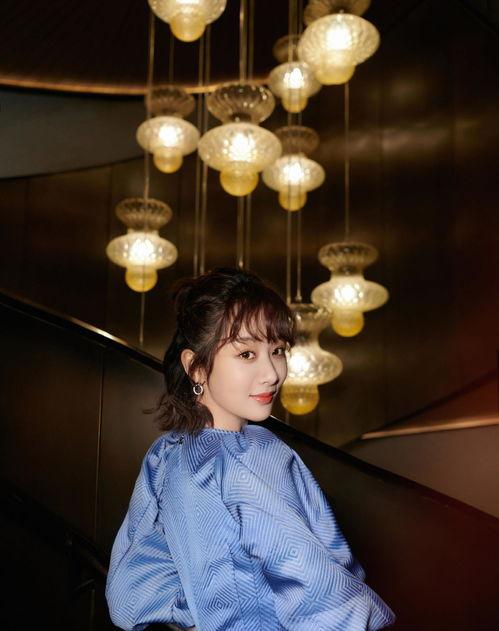 杨紫新代言爆料视频,时尚魅力尽显  第1张